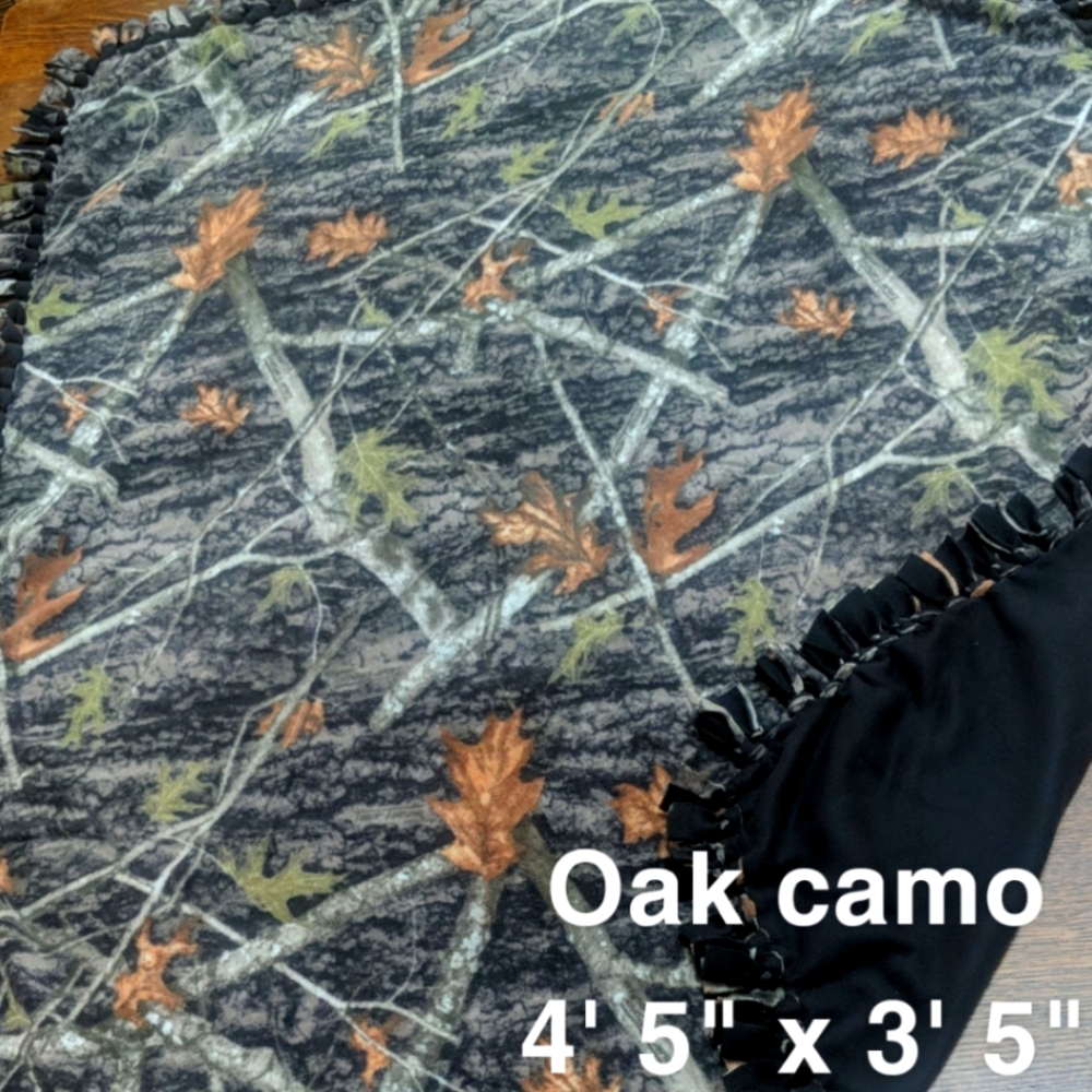 NWOT Camo Blanket